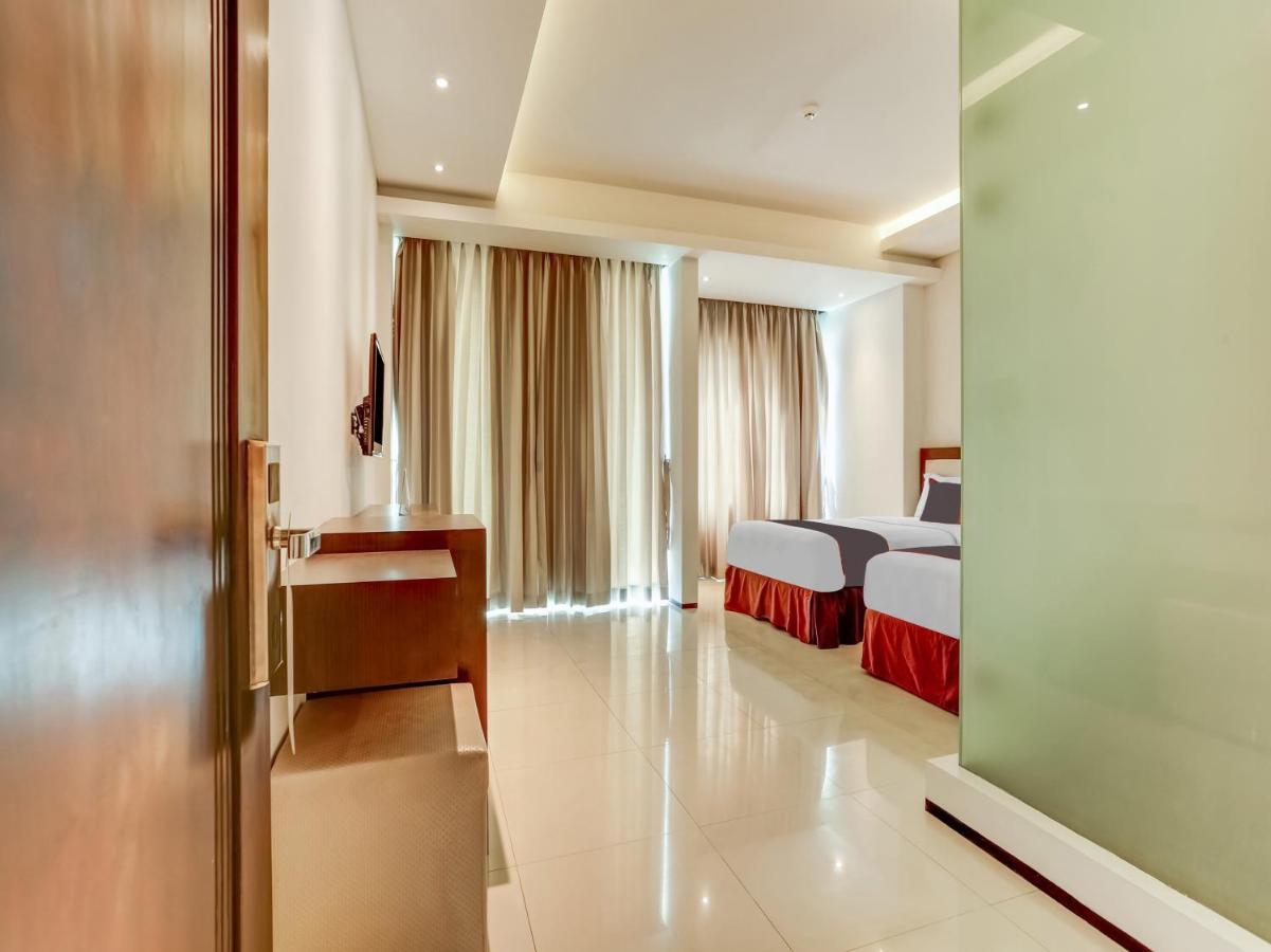 Collection O Premium Legian Otel Dış mekan fotoğraf